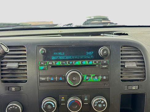 Used 2007 Chevrolet Silverado 1500 LT w/ Suspension Package, Off-Road" image 13