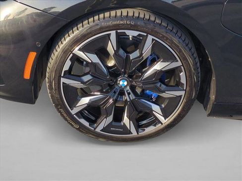 Certified 2026 BMW 550e xDrive AWD/4WD image 26