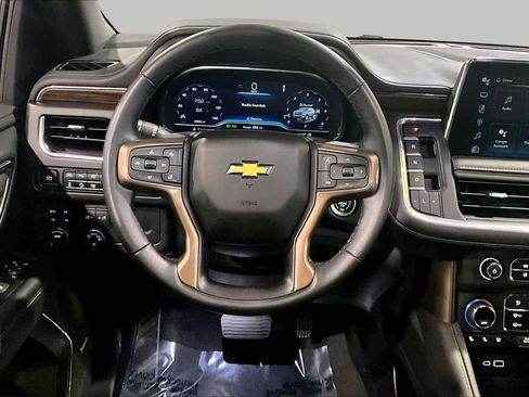 Used 2024 Chevrolet Tahoe High Country AWD/4WD image 11