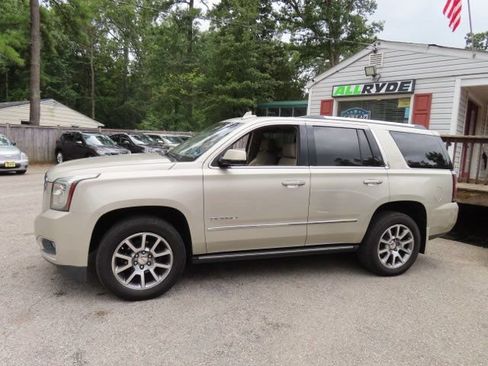 Used 2015 GMC Yukon Denali w/ Premium Package AWD/4WD image 8