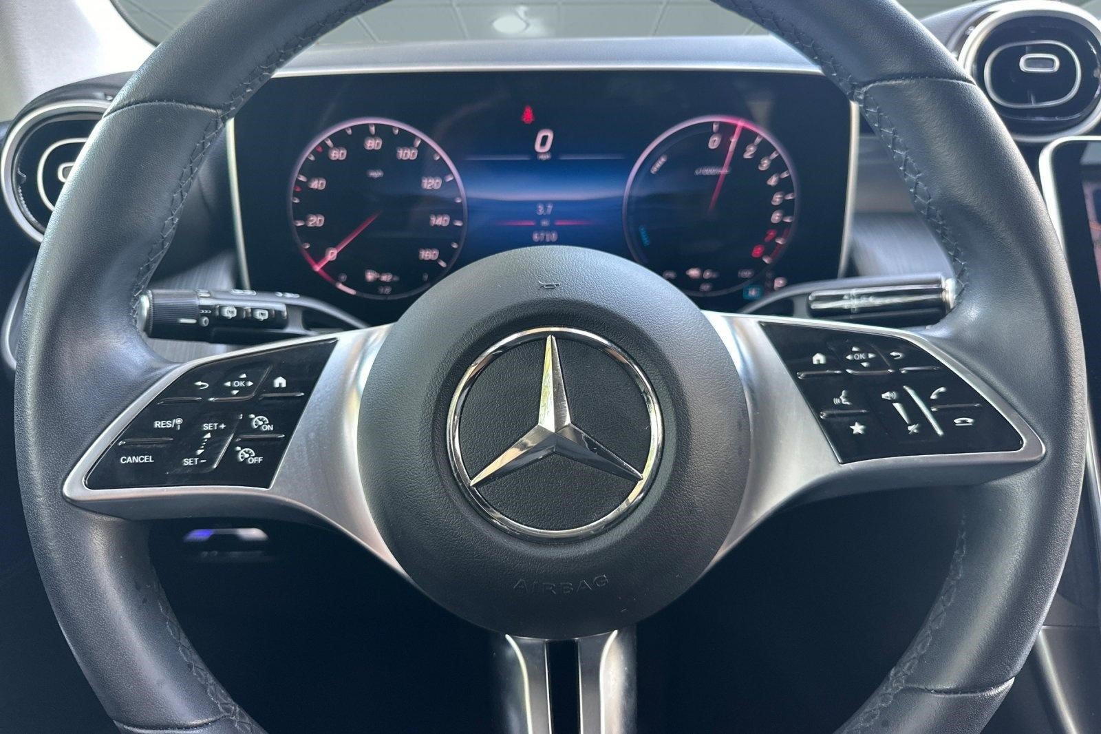 Certified 2025 Mercedes-Benz GLC 350e 4MATIC image 11
