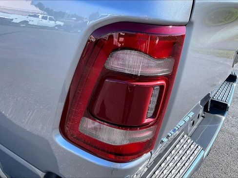 Used 2022 RAM 1500 Limited AWD/4WD image 26