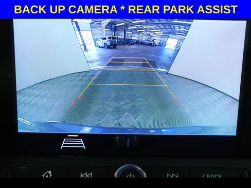 Used 2019 Chevrolet Blazer LT FWD image 6