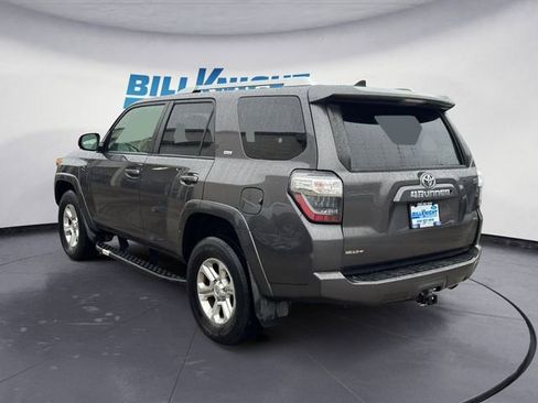 Used 2016 Toyota 4Runner SR5 AWD/4WD image 3