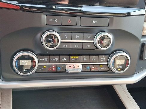 Certified 2024 Ford Expedition Max Limited image 17