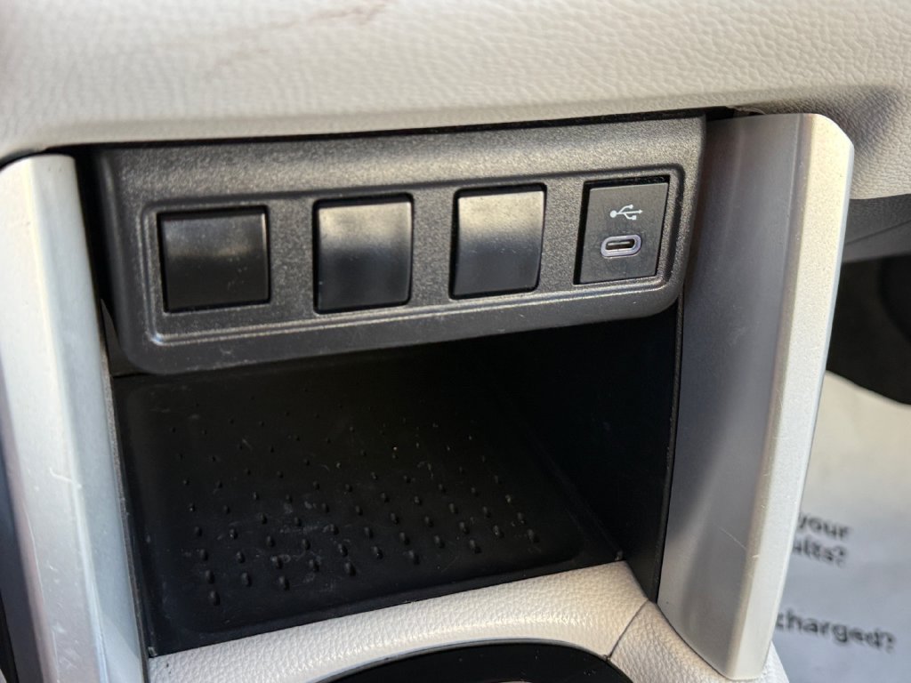 Certified 2025 Toyota Corolla Cross L AWD/4WD image 35