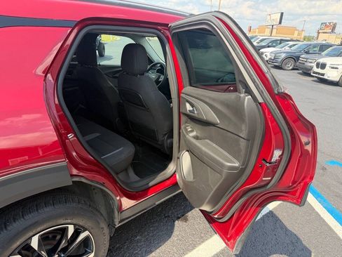Used 2021 Chevrolet TrailBlazer LT w/ Convenience Package AWD/4WD image 43