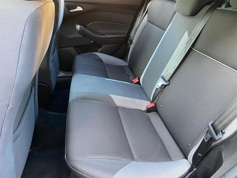 Used 2014 Ford Focus SE image 38