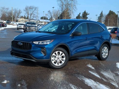 Certified 2023 Ford Escape Active image 1