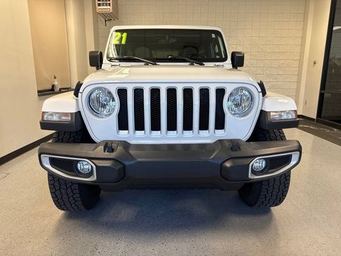 Used 2021 Jeep Wrangler Unlimited Sahara AWD/4WD image 36