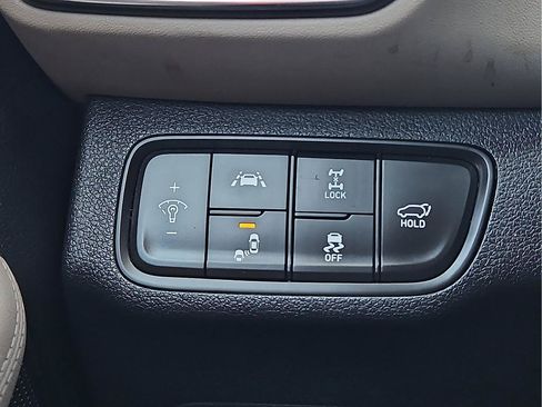 Used 2019 Hyundai Santa Fe SEL AWD/4WD image 13