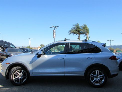 Used 2012 Porsche Cayenne AWD/4WD image 4