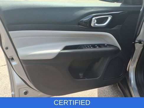 Certified 2023 Jeep Compass Limited w/ Elite Group AWD/4WD image 8