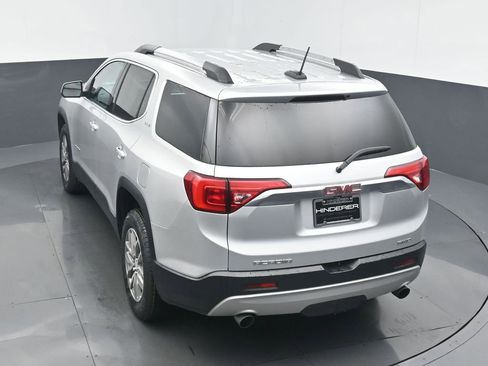 Used 2017 GMC Acadia SLE AWD/4WD image 18