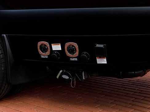 Used 2022 Mercedes-Benz Sprinter 3500 image 11