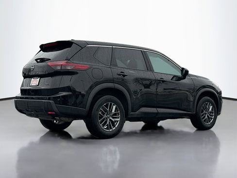 Certified 2025 Nissan Rogue S image 2