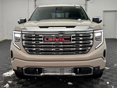 New 2026 GMC Sierra 1500 Denali w/ Denali Reserve Package image 14