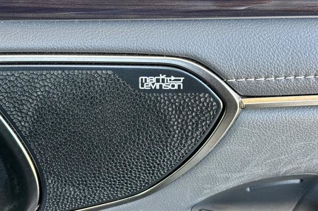 Used 2021 Lexus ES 300h w/ Accessory Package FWD image 18