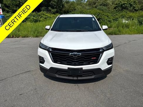 Used 2023 Chevrolet Traverse RS AWD/4WD image 3