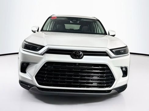 New 2026 Toyota Grand Highlander Limited AWD/4WD image 2