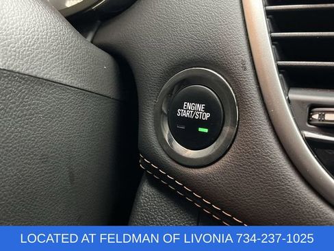 Certified 2022 Chevrolet Trax LT w/ LT Convenience Package image 16