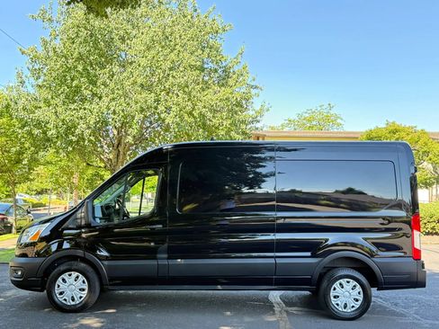Used 2022 Ford Transit 250 Medium Roof w/ Interior Upgrade Package RWD image 2