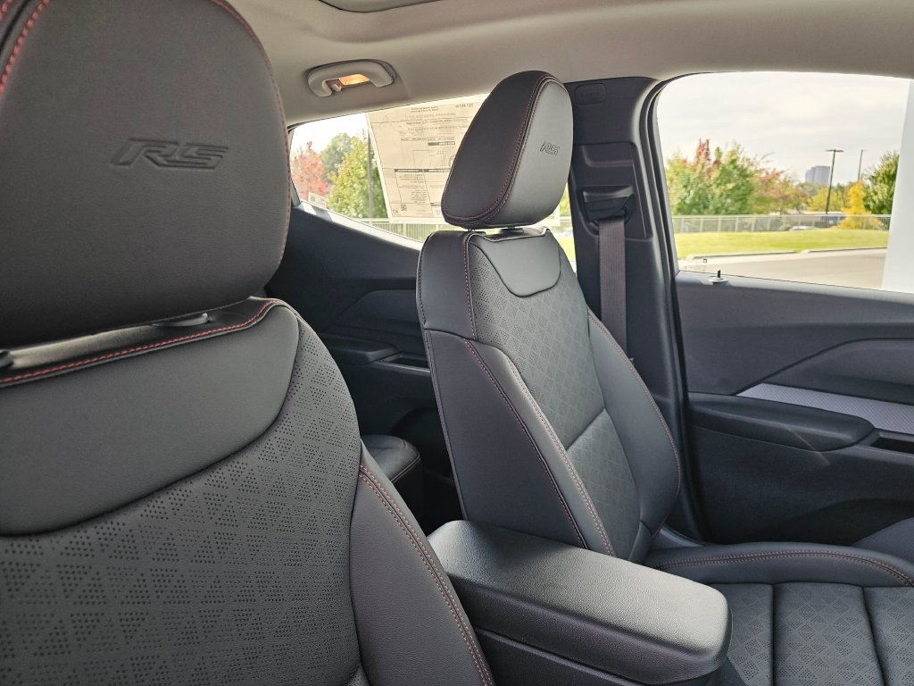 New 2027 Chevrolet Bolt RS w/ Technology Package FWD image 11