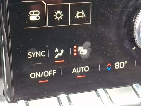 Used 2025 GMC Acadia Elevation image 26