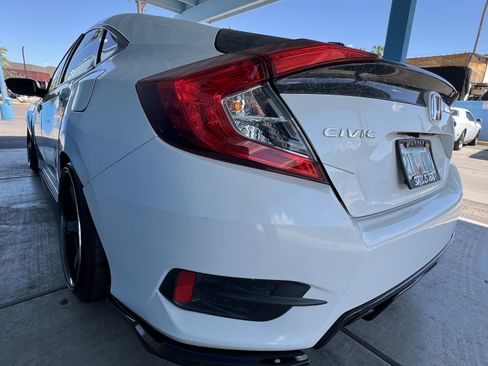 Used 2020 Honda Civic LX image 6