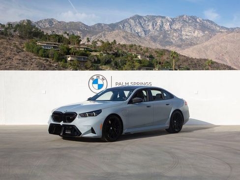 New 2026 BMW M5 w/ Carbon Package image 1