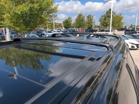 Used 2023 Toyota Sequoia Platinum AWD/4WD image 9