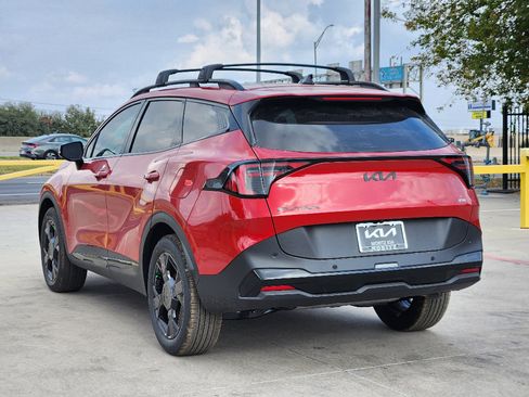 New 2026 Kia Sportage X-Line w/ X-Line Technology Package image 3