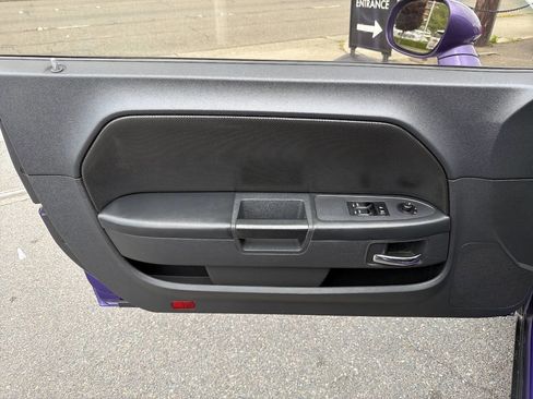 Used 2010 Dodge Challenger R/T RWD image 33