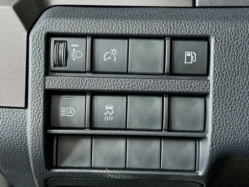 Used 2025 Toyota 4Runner SR5 image 17