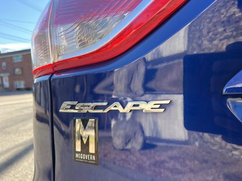 Used 2014 Ford Escape SE w/ Equipment Group 201A image 8