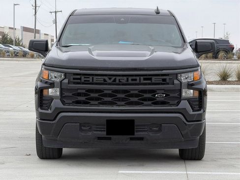 Certified 2024 Chevrolet Silverado 1500 Custom w/ LPO, Dark Essentials Package image 7