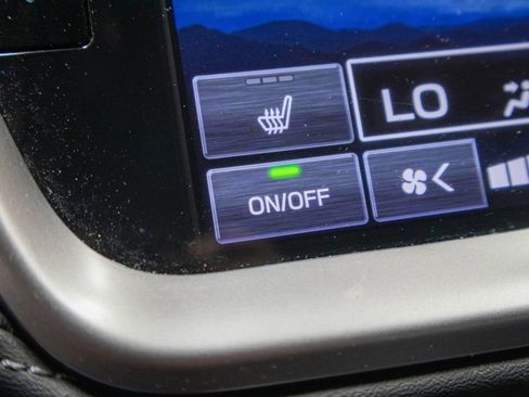 Used 2023 Subaru Legacy Limited AWD/4WD image 23