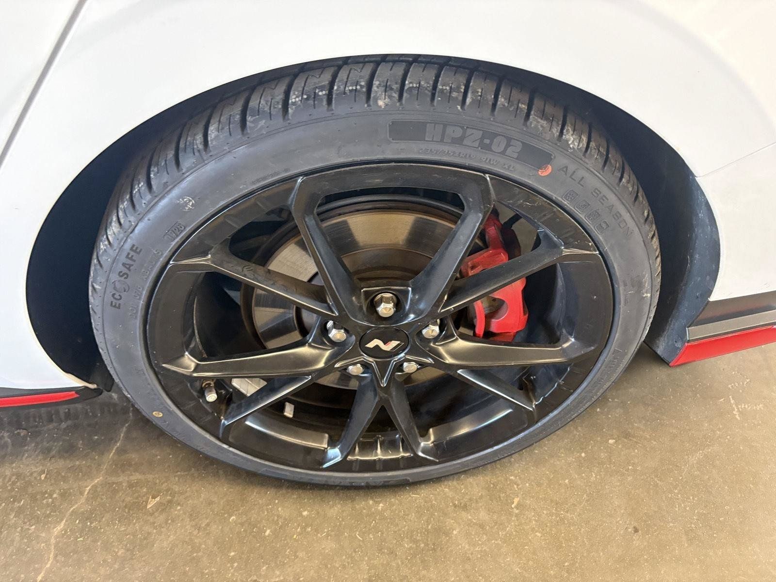 Used 2025 Hyundai Elantra N FWD image 12