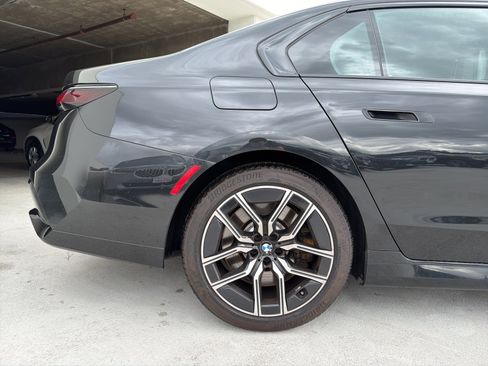 Certified 2023 BMW 760i xDrive 760i xDrive image 5