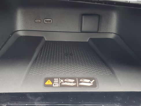 New 2026 Chevrolet Traverse LT w/ Sun and Wheel Package image 23