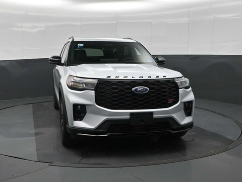 New 2026 Ford Explorer ST w/ Sun And Sound Package AWD/4WD image 3