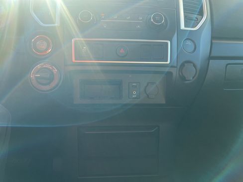 Used 2018 Nissan Titan S w/ S Utility Package image 16