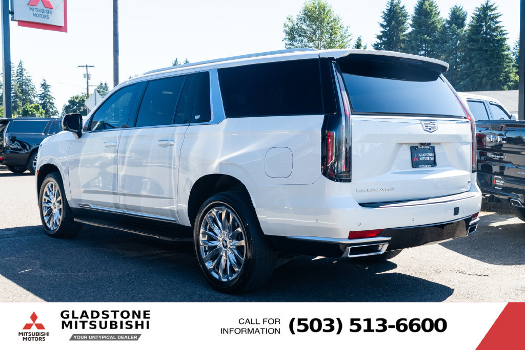 Used 2021 Cadillac Escalade ESV Premium Luxury w/ Performance Package AWD/4WD image 5