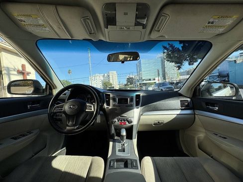 Used 2014 Subaru Outback 2.5i Premium AWD/4WD image 23