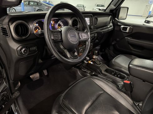Used 2021 Jeep Wrangler Unlimited Sport image 27