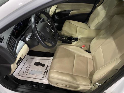 Used 2016 Acura ILX FWD image 9