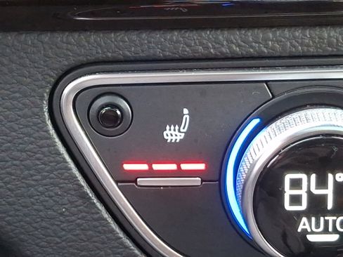 Used 2019 Audi Q5 2.0T Premium Plus w/ Premium Plus Package image 26