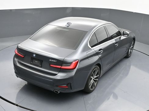 Used 2020 BMW 330i Sedan w/ Convenience Package image 39