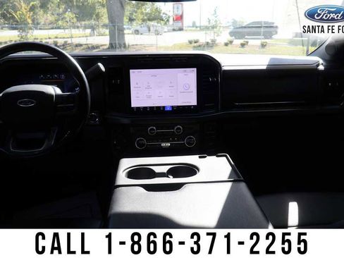 Used 2023 Ford F250 Lariat w/ Chrome Package image 32