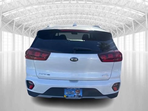 Used 2021 Kia Niro LX image 5